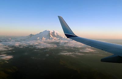 Mt. Rainer almost touching the wing tip... lol